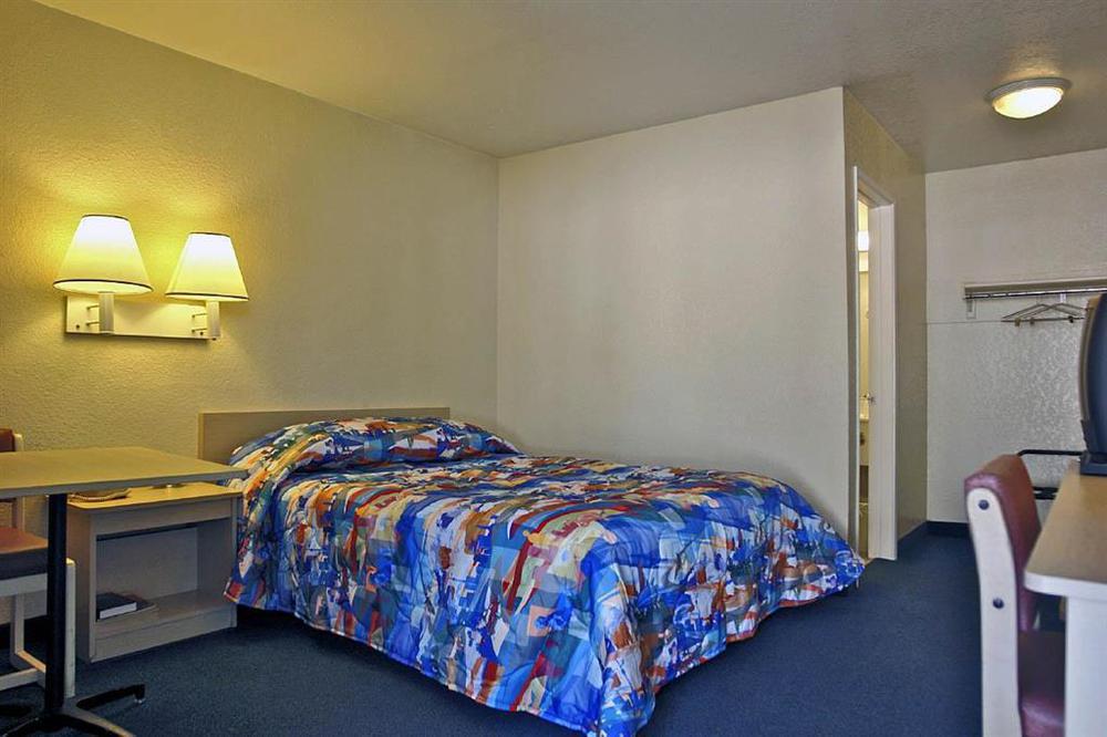 Motel 6-El Monte, Ca - Los Angeles Room photo
